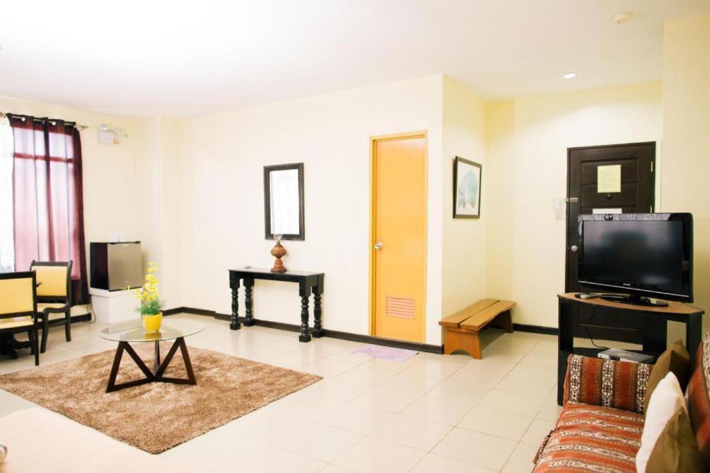 קאליבו Ati-Atihan Festival Hotel מראה חיצוני תמונה